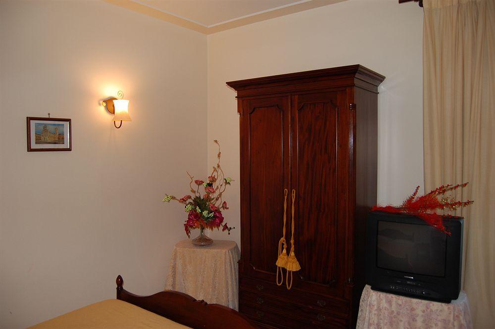 Venus Park Hotel Castel Volturno Eksteriør billede
