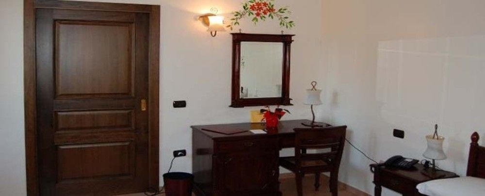 Venus Park Hotel Castel Volturno Eksteriør billede